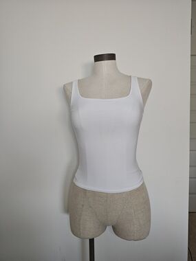 Women's White Square Neck Tank Top S